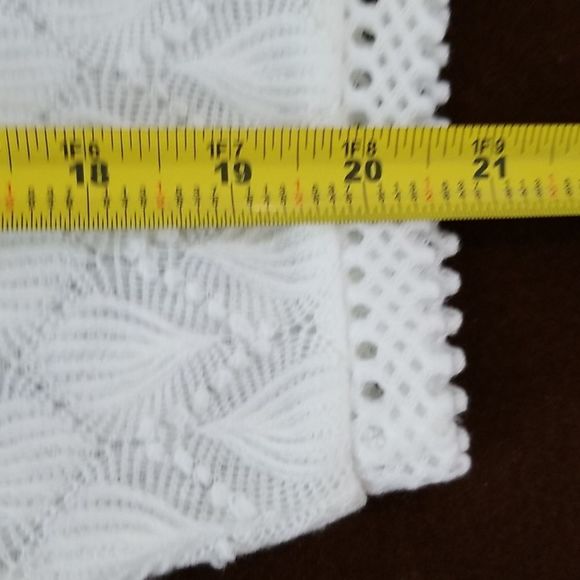𝅺- Women’s Granny Core Vienna Lace white open cardigan sweater, size small - Picture 9 of 15